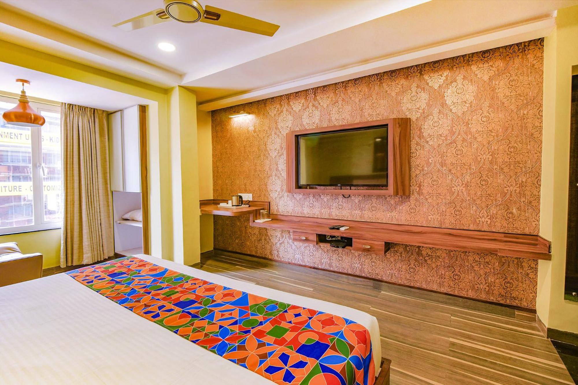 Fabhotel Phoenix Resorts - Nr M Chinnaswamy Stadium Бангалор Екстериор снимка