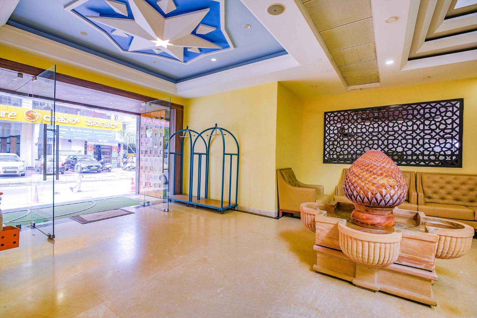 Fabhotel Phoenix Resorts - Nr M Chinnaswamy Stadium Бангалор Екстериор снимка