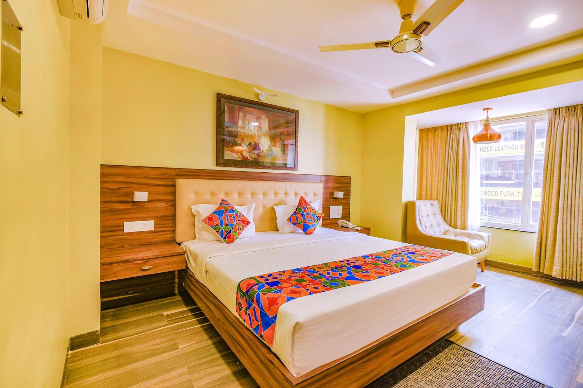 Fabhotel Phoenix Resorts - Nr M Chinnaswamy Stadium Бангалор Екстериор снимка